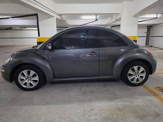 VOLKSWAGEN NEW BEETLE 2.0 MI 8V GASOLINA 2P TIPTRONIC